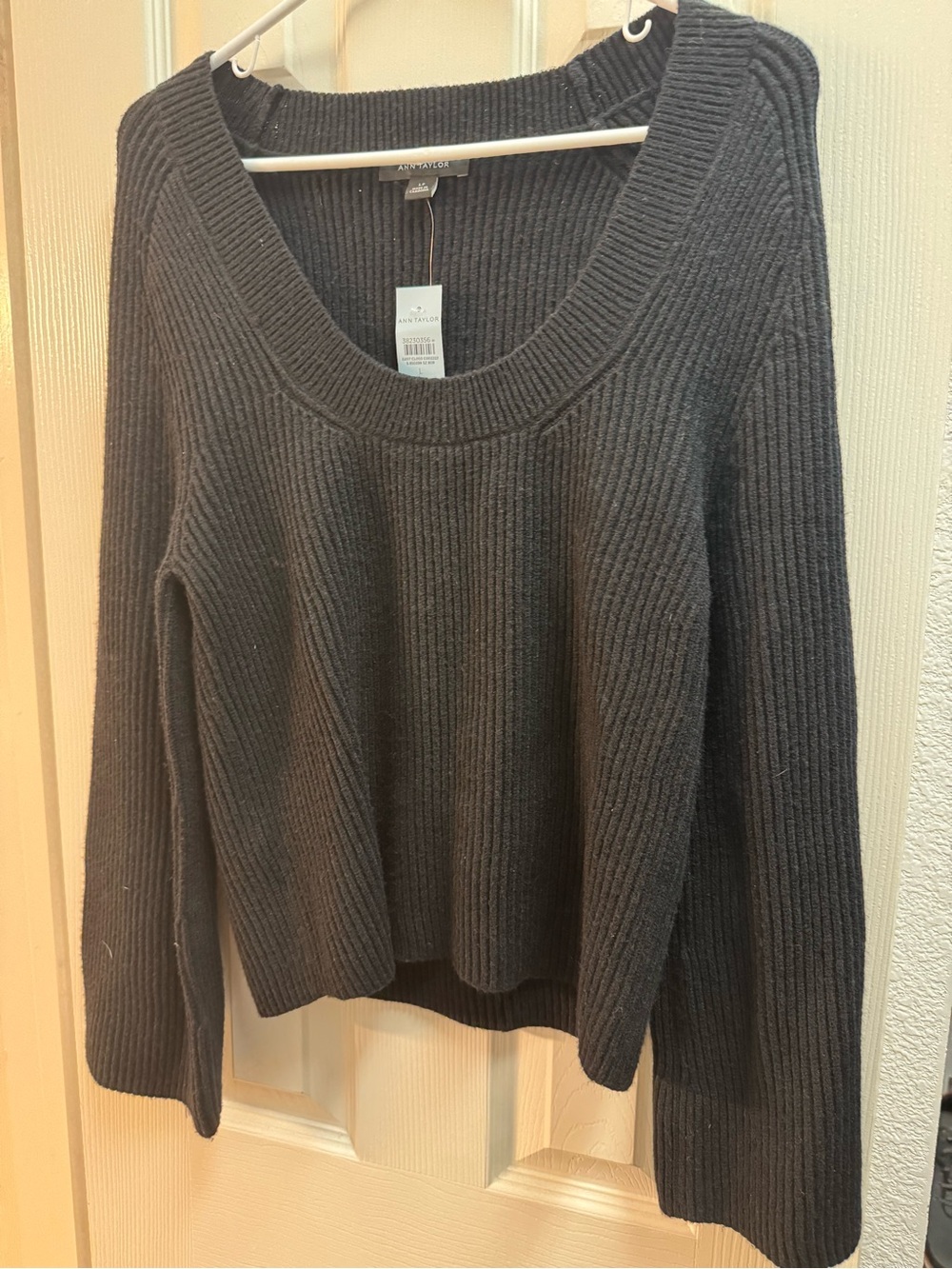 Ann Taylor Charcoal Ribbed Scoop Neck Sweater